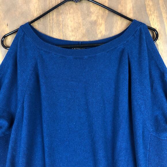 Express Women Sweatshirt Blue Cold Shoulder 3/4 Slit Sleeve Boat Neck Cocoon M - Picture 2 of 14